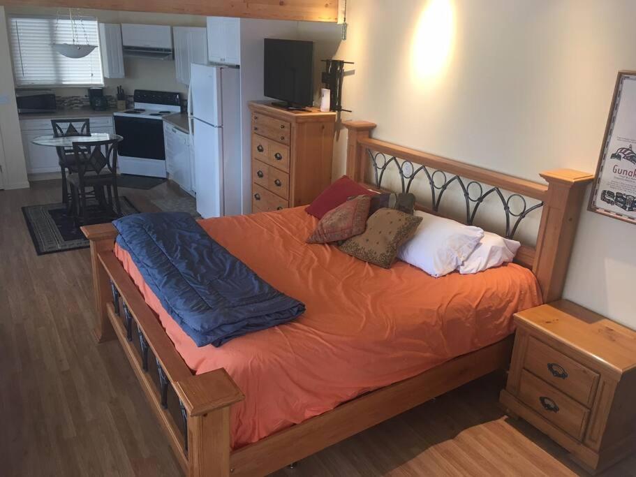 Kelli Creek Cottage - Reduced Price On Tours 주노 객실 사진