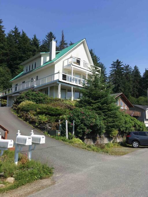 Kelli Creek Cottage - Reduced Price On Tours 주노 객실 사진